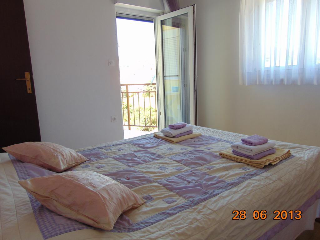 Apartments Borozan Vinišće Rom bilde
